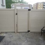 Horizontal-Vinyl-Fence-Gates-Installed-in-Brampton